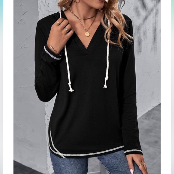 KENSIE Sweatshirt Top-Stitching Drawstring Hoodie
Black, Size: L - Picture 9 of 10